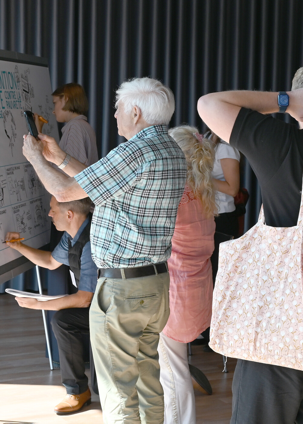 Graphic Recording Nationale Plattform gegen Armut